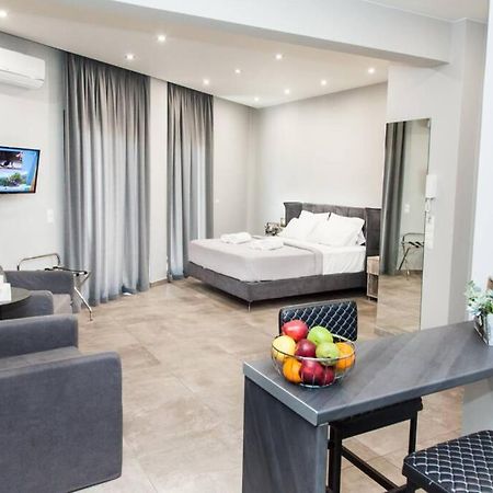 E Spacious Cornered Brand New Studio Apartment E Афины Экстерьер фото